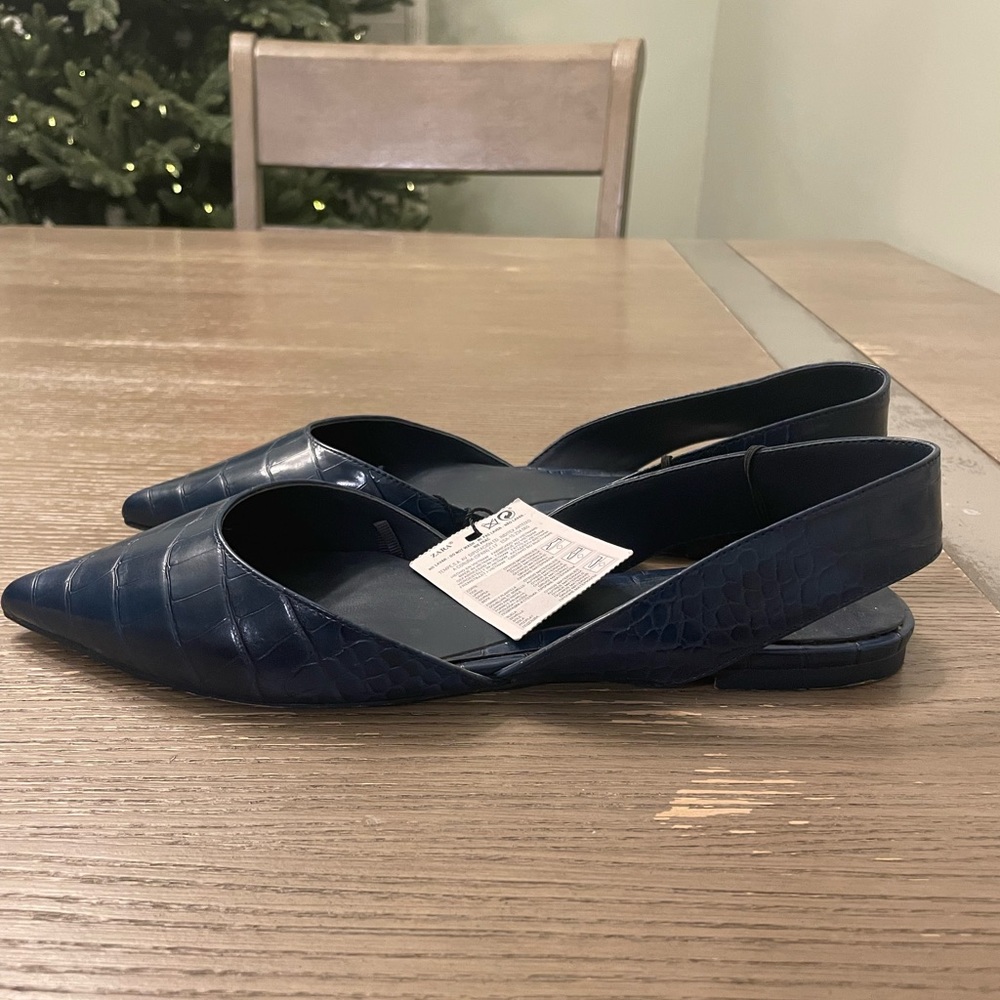 Zara blue croc print heel slingbacks. Size 38 or 7.5. New and cute!